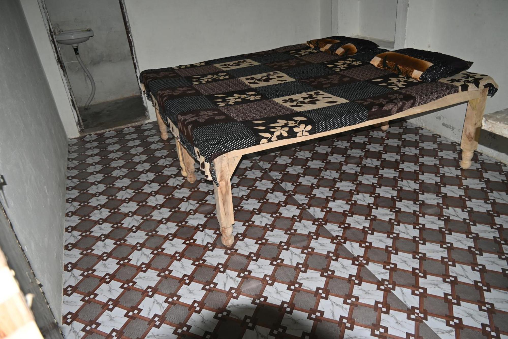 Отель श्री बांके बिहारी सेवा धाम Вриндавана Экстерьер фото